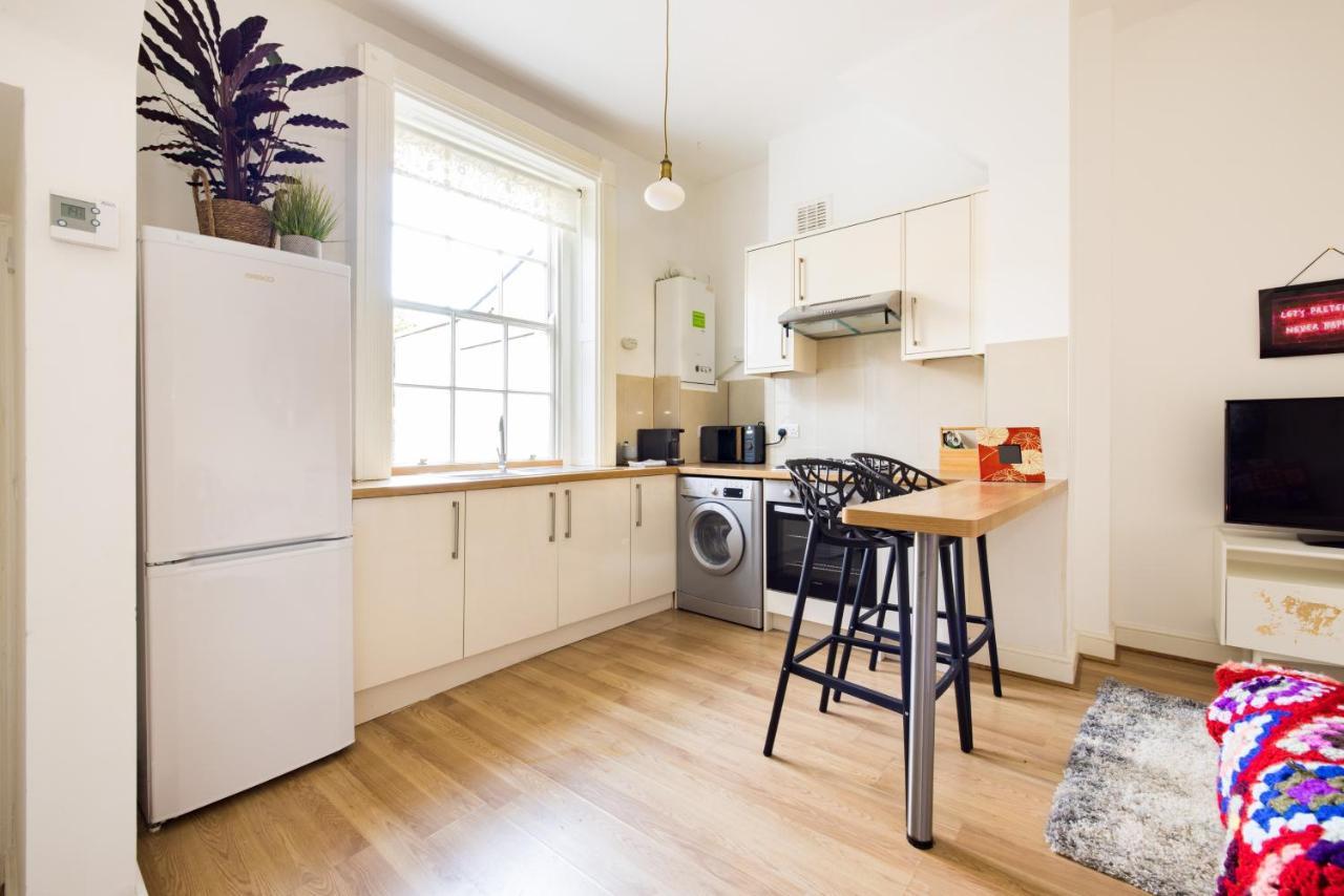 Mornington Crescent Apartment London Exterior photo