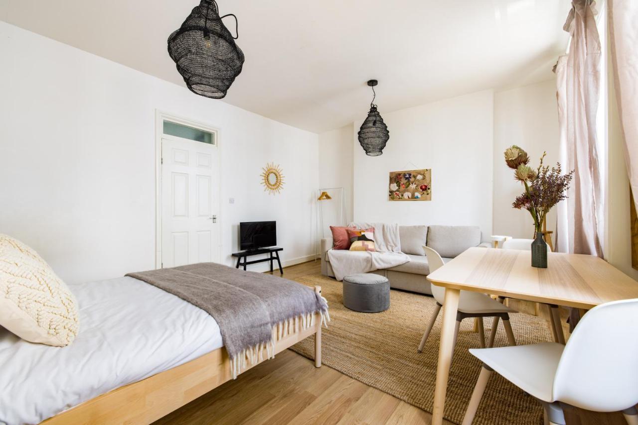 Mornington Crescent Apartment London Exterior photo